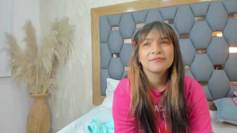 yayi derek  online show from November 2025 11:33:02 AM