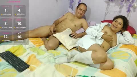 Snapshot of yazflor chatting on September 2025 02:33:01 AM Hazzan y Greisy online show from September 2025 02:33:01 AM