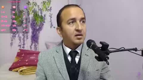 Snapshot of yazflor chatting on September 2025 03:28:02 PM Hazzan y Greisy online show from September 2025 03:28:02 PM