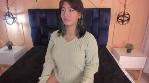 Snapshot of yazmin_rouse chatting on December 2024 01:09:02 PM Yazmin online show from December 2024 01:09:02 PM