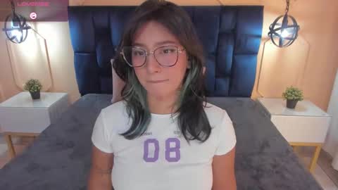 Snapshot of yazmin_rouse chatting on February 2025 02:10:02 PM Yazmin online show from February 2025 02:10:02 PM