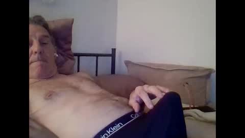 yeah_baby6988 online show from September 2025 06:24:02 PM