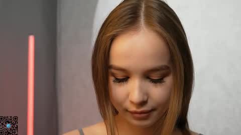 Kate online show from February 2025 07:17:02 PM