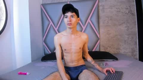 Yeferson online show from May 2026 03:56:01 AM