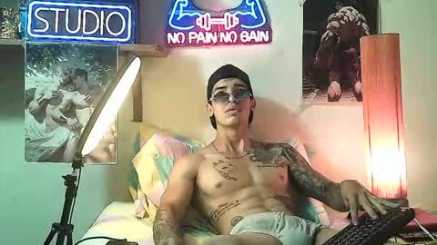 Snapshot of yeisoncastellanos1999 chatting on November 2025 07:13:02 PM yeisoncastellanos1999 online show from November 2025 07:13:02 PM