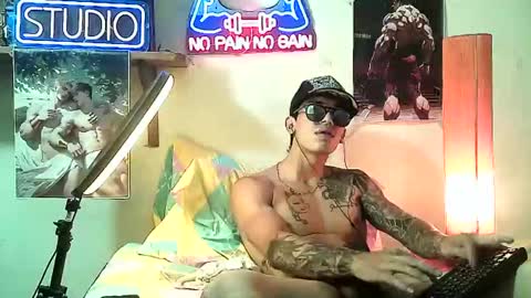 Snapshot of yeisoncastellanos1999 chatting on November 2025 12:22:01 AM yeisoncastellanos1999 online show from November 2025 12:22:01 AM