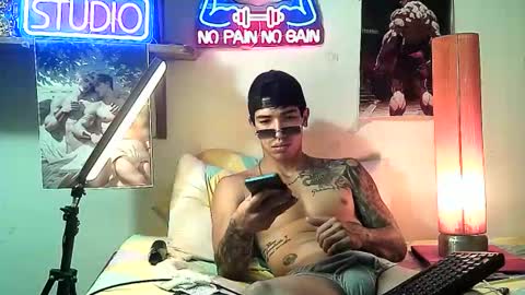 Snapshot of yeisoncastellanos1999 chatting on November 2025 11:38:02 PM yeisoncastellanos1999 online show from November 2025 11:38:02 PM