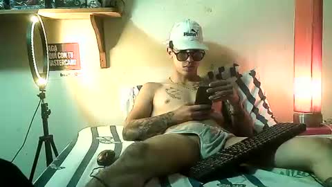 Snapshot of yeisoncastellanos1999 chatting on July 2026 12:37:02 AM yeisoncastellanos1999 online show from July 2026 12:37:02 AM