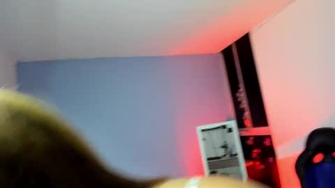 yelena03 online show from March 2025 09:11:02 PM