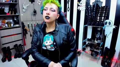 Snapshot of yelena_bondaje chatting on December 2024 11:58:02 PM Yelena online show from December 2024 11:58:02 PM