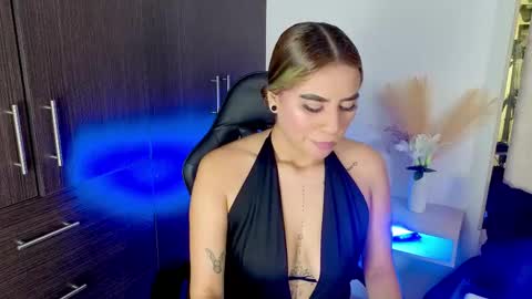 Yeli Amber online show from April 2026 01:19:01 AM