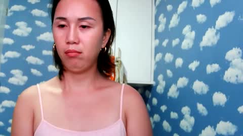 yella hope online show from February 2026 06:51:01 AM