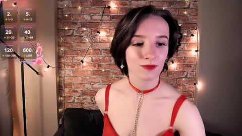 Snapshot of yellow_songbird chatting on January 2025 03:27:01 PM Liya online show from January 2025 03:27:01 PM