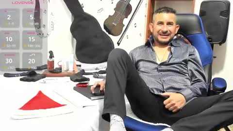 Snapshot of yeol_king chatting on December 2024 06:16:01 PM Yeol online show from December 2024 06:16:01 PM