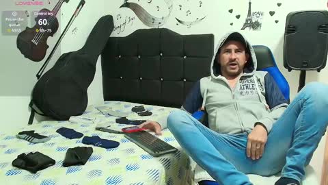 Snapshot of yeol_king chatting on March 2025 06:43:02 PM Yeol online show from March 2025 06:43:02 PM