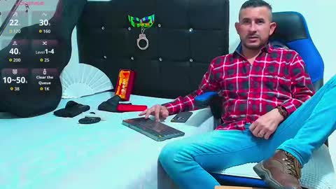 Yeol online show from November 2025 07:57:02 PM