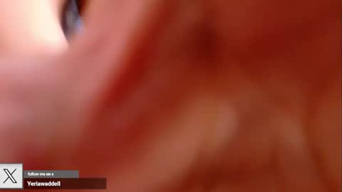 yeriawaddell  online show from October 2025 09:01:01 PM