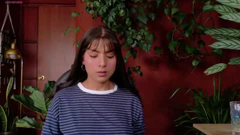 yeriawaddell  online show from June 2026 10:23:01 PM