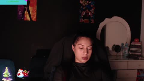 Snapshot of yes2802 chatting on December 2024 04:49:01 PM Yesi online show from December 2024 04:49:01 PM