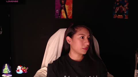 Snapshot of yes2802 chatting on January 2025 02:51:01 PM Yesi online show from January 2025 02:51:01 PM