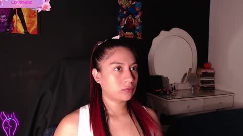 Snapshot of yes2802 chatting on February 2025 02:27:02 PM Yesi online show from February 2025 02:27:02 PM