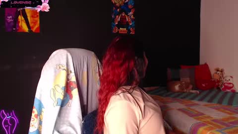 Snapshot of yes2802 chatting on March 2025 03:51:01 PM Yesi online show from March 2025 03:51:01 PM