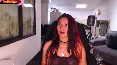 Snapshot of yes2802 chatting on October 2025 02:36:02 PM Yesi online show from October 2025 02:36:02 PM