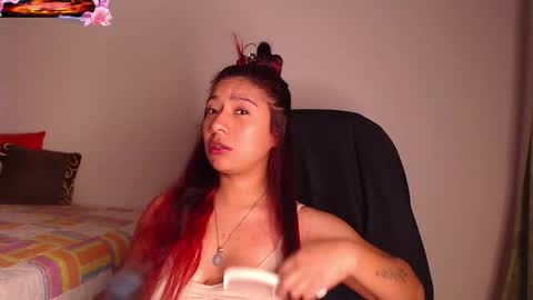 Snapshot of yes2802 chatting on October 2025 03:34:01 PM Yesi online show from October 2025 03:34:01 PM