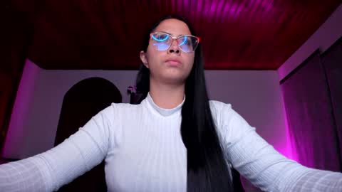 Snapshot of yesie_hot2 chatting on December 2024 02:46:01 AM yesie_hot2 online show from December 2024 02:46:01 AM