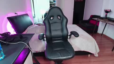 Snapshot of yesie_hot2 chatting on September 2025 01:18:02 AM yesie_hot2 online show from September 2025 01:18:02 AM