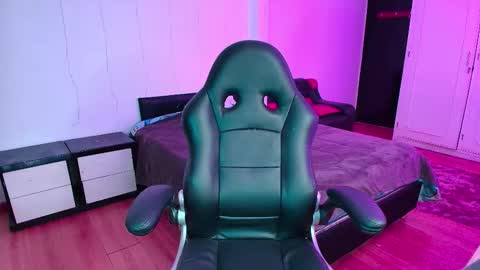 Snapshot of yesie_hot2 chatting on November 2025 11:15:01 PM yesie_hot2 online show from November 2025 11:15:01 PM