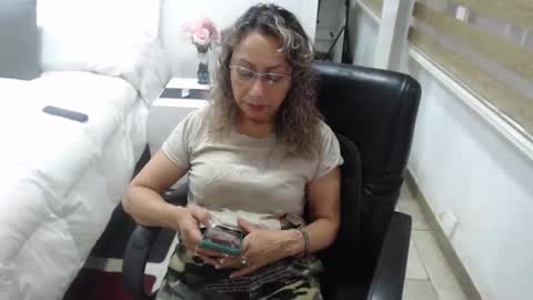 jessy online show from February 2026 10:44:01 PM