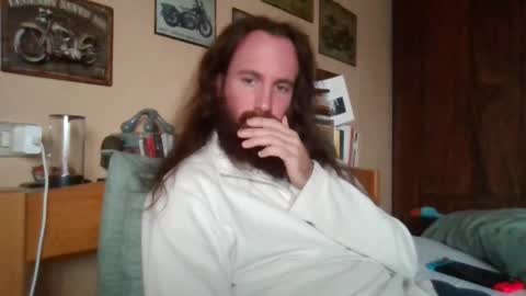 yeti_92 online show from October 2025 11:52:02 AM