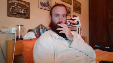 yeti_92 online show from October 2025 09:06:02 AM