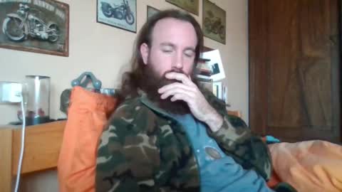 yeti_92 online show from November 2025 11:02:01 AM