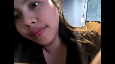 yhang_slut online show from March 2026 05:19:02 PM