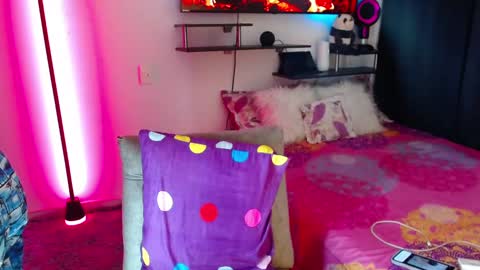 Snapshot of yimbersonpeter chatting on September 2025 10:20:01 PM jhon online show from September 2025 10:20:01 PM