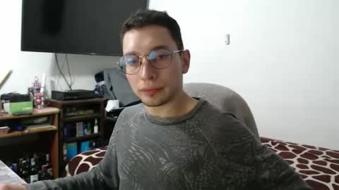 Snapshot of yinmao08 chatting on February 2026 01:23:01 AM yinmao08 online show from February 2026 01:23:01 AM