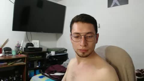 Snapshot of yinmao08 chatting on March 2026 12:17:01 AM yinmao08 online show from March 2026 12:17:01 AM