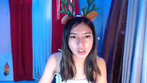 ymee_shane18 online show from December 2024 01:58:02 AM
