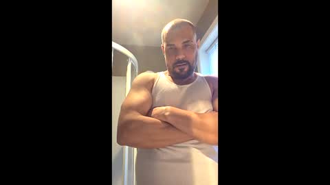 ynfantejovanny online show from April 2026 12:09:02 PM