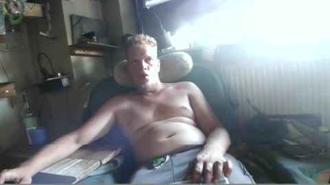 Snapshot of ynghotgerman92 chatting on June 2026 05:17:02 PM ynghotgerman92 online show from June 2026 05:17:02 PM