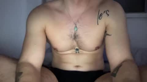 Snapshot of yngspaniard chatting on December 2024 10:30:01 PM yngspaniard online show from December 2024 10:30:01 PM