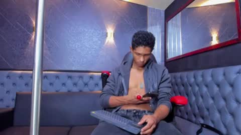Snapshot of yoel_blessed chatting on June 2026 11:14:01 AM Yoel online show from June 2026 11:14:01 AM
