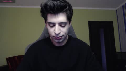 Snapshot of yofukashi chatting on October 2025 08:04:02 AM yofukashi online show from October 2025 08:04:02 AM