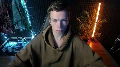 You can ask my name in pm online show from September 2025 04:49:01 AM