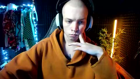 You can ask my name in pm online show from November 2025 02:57:02 PM