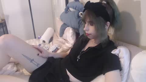 Snapshot of yokaigirl chatting on December 2024 10:30:01 PM Yokai Girl online show from December 2024 10:30:01 PM