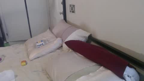 Snapshot of yokaigirl chatting on December 2024 10:01:01 PM Yokai Girl online show from December 2024 10:01:01 PM