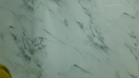 yolandrina05 online show from November 2025 03:30:02 AM